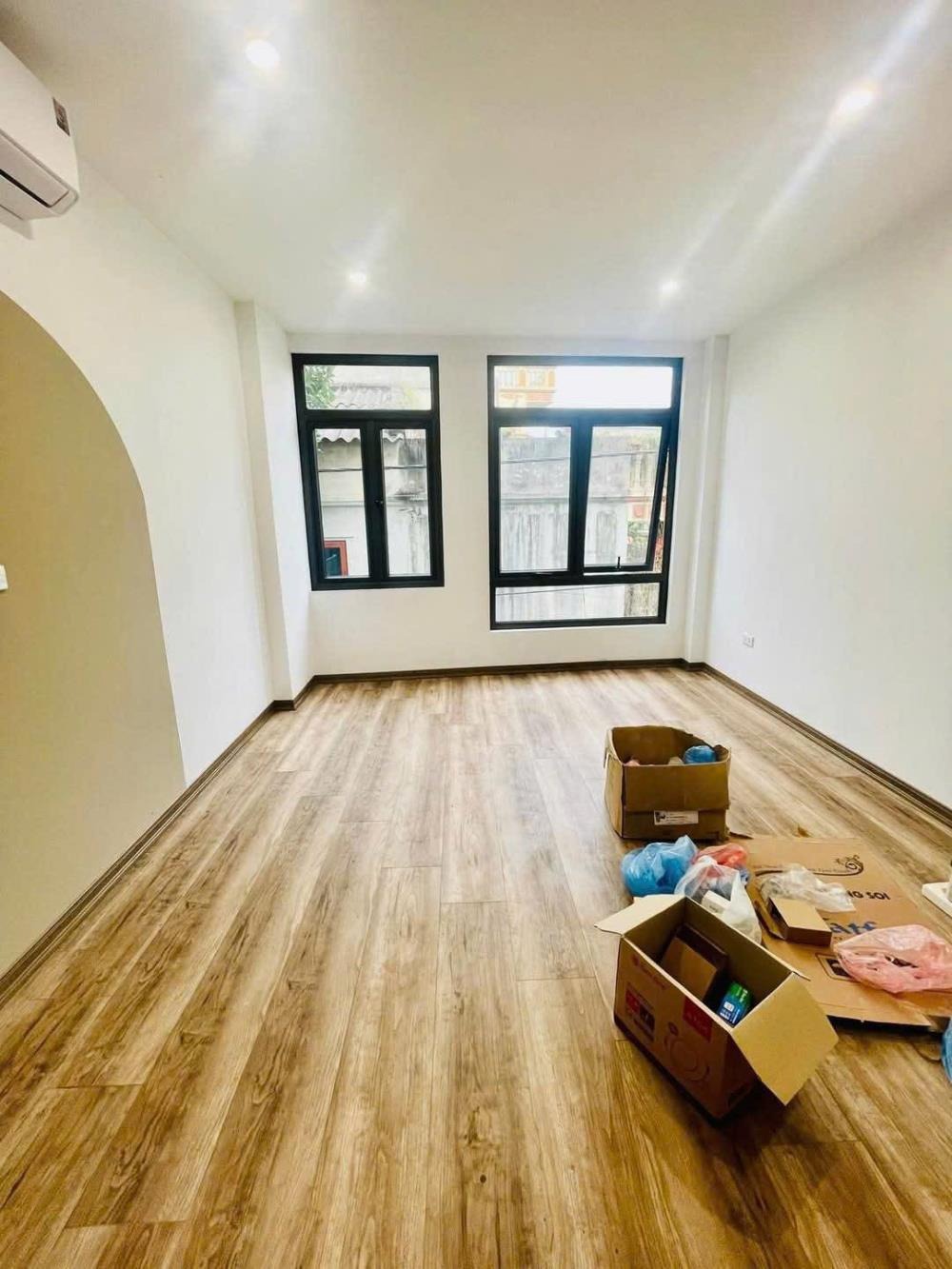 Bán Nhà Mới Lô Góc Quang Trung, Hà Đông - 4.2 Tỷ - Ô Tô Đỗ Cửa