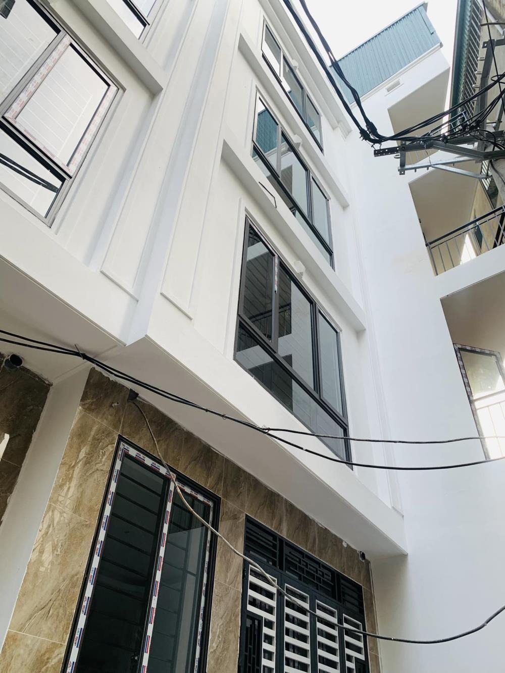 Bán nhà La Khê, Hà Đông: 5.95 tỷ, Full Nội Thất, Ngõ Rộng, Ô Tô Gần