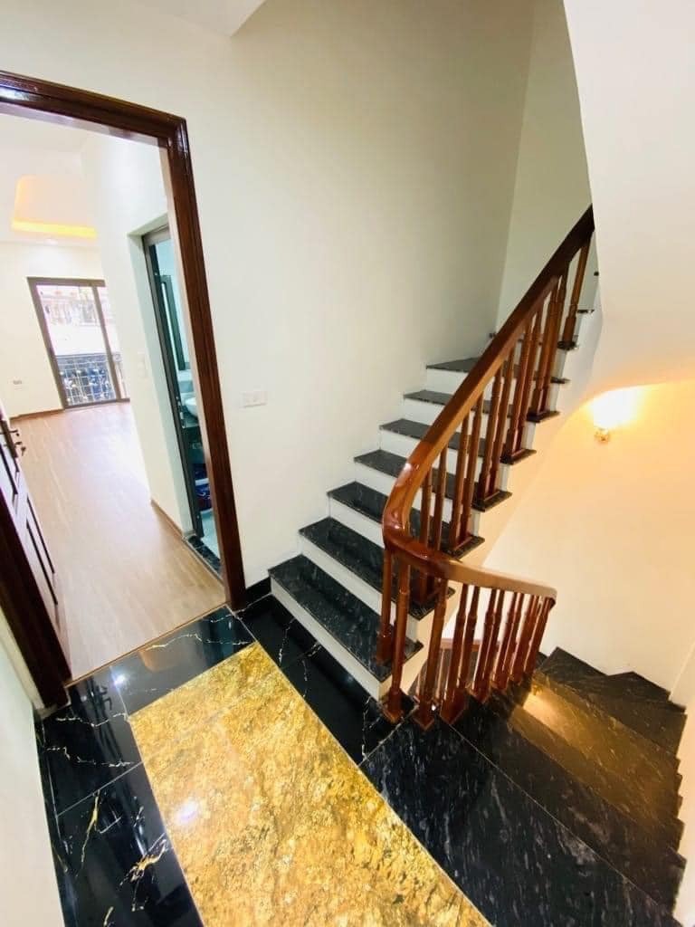 Bán nhà La Khê, Hà Đông: 5.95 tỷ, Full Nội Thất, Ngõ Rộng, Ô Tô Gần