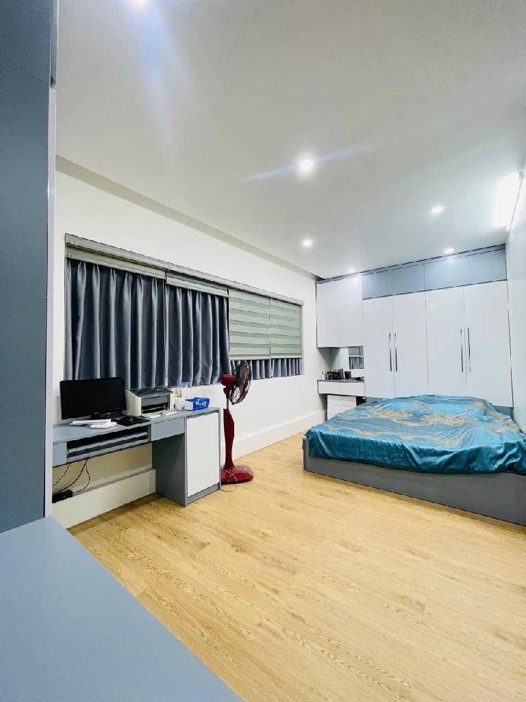 Bán nhà mới xây 7 tầng thang máy, vị trí đẹp - Đống Đa, Hà Nội