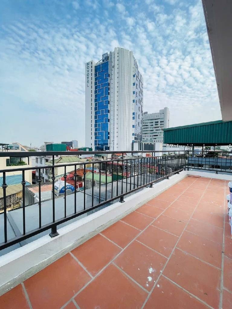 Bán nhà mới xây 7 tầng thang máy, vị trí đẹp - Đống Đa, Hà Nội