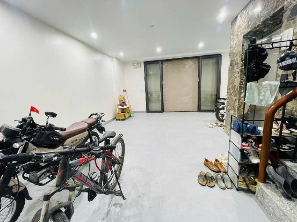 Bán nhà mới xây 7 tầng thang máy, vị trí đẹp - Đống Đa, Hà Nội