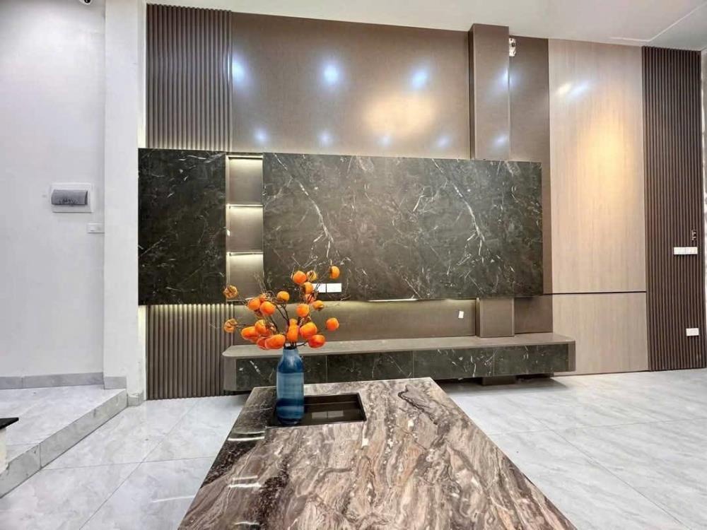 Bán Nhà Lô Góc 36m² Bà Triệu, Hà Đông - 5 Tầng, Thang Máy, Full Nội Thất - 7.75 Tỷ