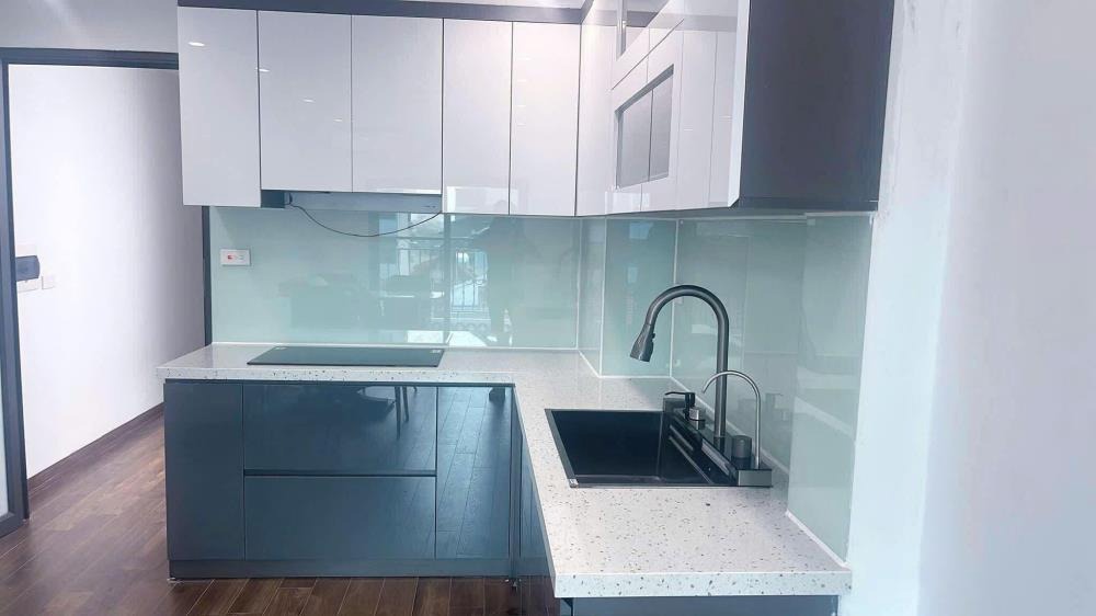 🔥 Bán nhà Kim Giang lô góc 7 tầng, thang máy, 7.9 tỷ - Vị trí hiếm có
