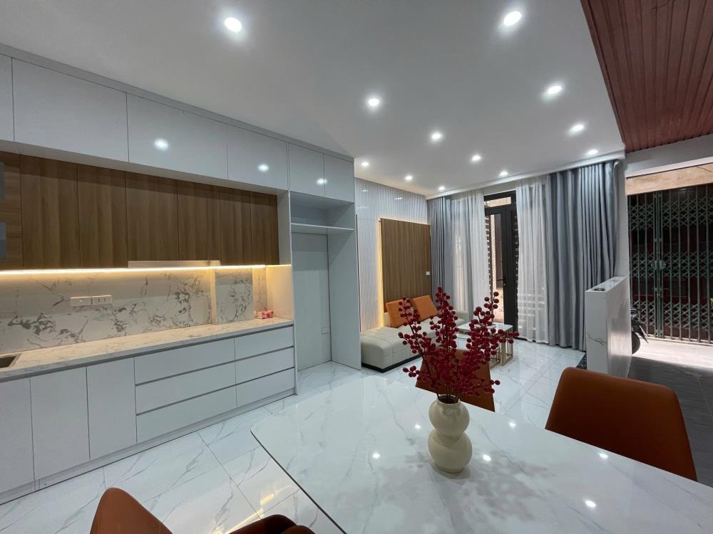 Nhà phố 5 Tầng Lô Góc - Bà Triệu, Hà Đông - Thiết Kế Hiện Đại, Có Thang Máy