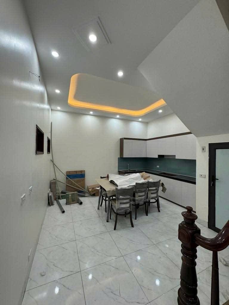 Bán Nhà Cầu Am - 50m² Lô Góc 3 Thoáng - Full Đồ - Giá 7.7 Tỷ