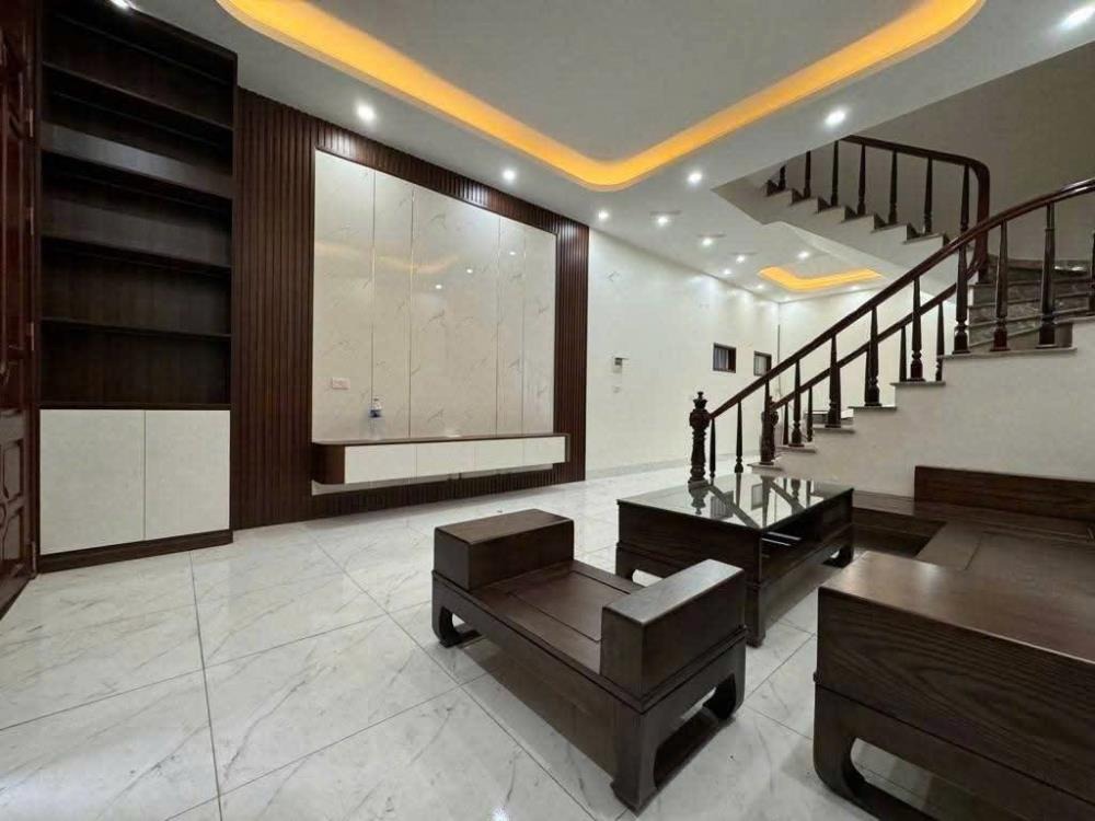 Bán Nhà Cầu Am - 50m² Lô Góc 3 Thoáng - Full Đồ - Giá 7.7 Tỷ