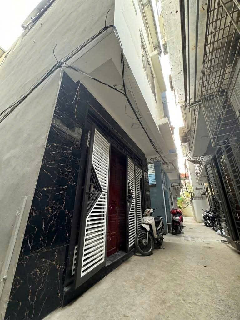 Bán Nhà Cầu Am - 50m² Lô Góc 3 Thoáng - Full Đồ - Giá 7.7 Tỷ