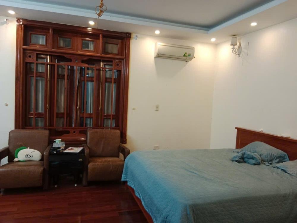 Nhà Hà Đông Full Gỗ - Gara Ô Tô - Ngõ Thông - Giá Tốt