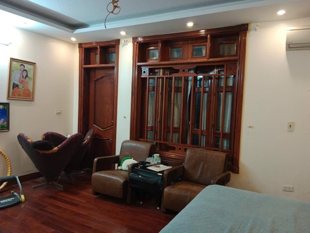 Nhà Hà Đông Full Gỗ - Gara Ô Tô - Ngõ Thông - Giá Tốt