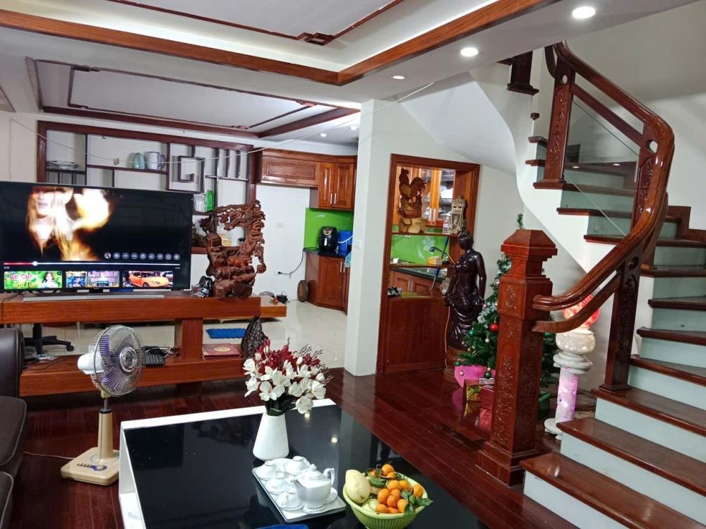 Nhà Hà Đông Full Gỗ - Gara Ô Tô - Ngõ Thông - Giá Tốt