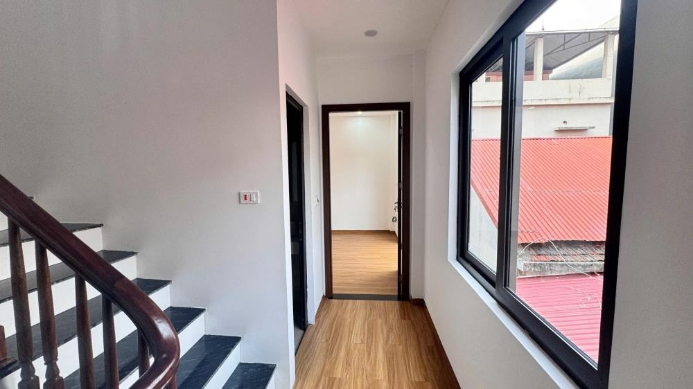 Bán nhà Đan Phượng - 39m2, 4 Tầng, Mặt Tiền Rộng - Giá 4.7 tỷ