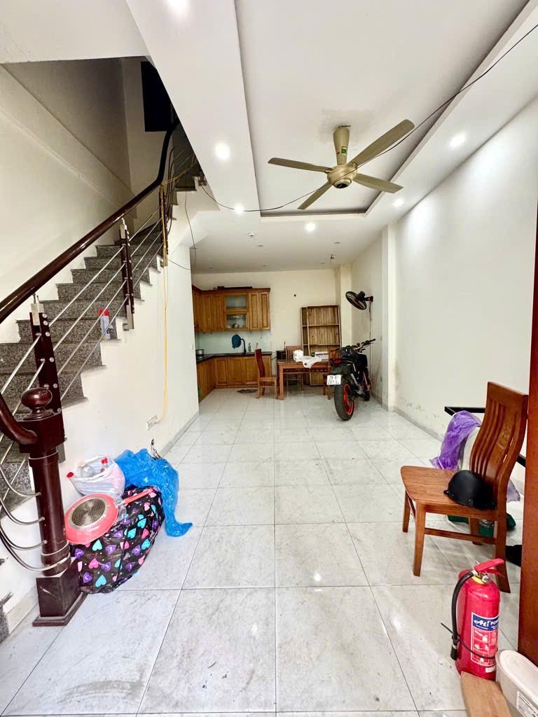 Bán Nhà Phố Linh Lang, Ba Đình - 5 Tầng, 45m2, Giá 7 Tỷ