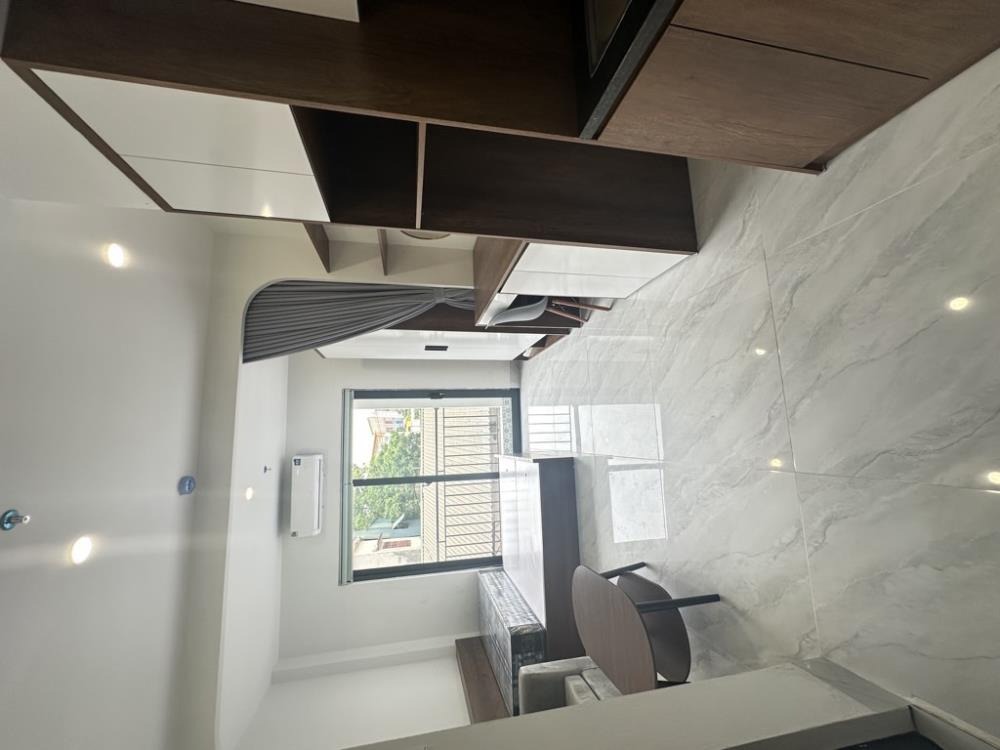 Bán Nhà Cho Thuê 10 Phòng - Dòng Tiền 45 Triệu/Tháng - Long Biên