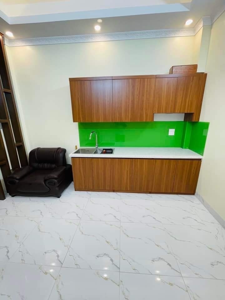 Bán nhà Cầu Giấy - Khúc Thừa Dụ - Ngõ Thông Thoáng - 9 tỷ