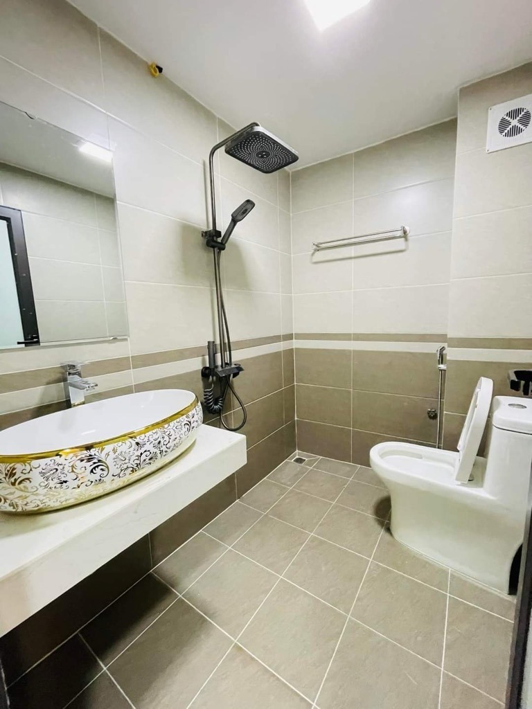 Bán nhà Cầu Giấy - Khúc Thừa Dụ - Ngõ Thông Thoáng - 9 tỷ