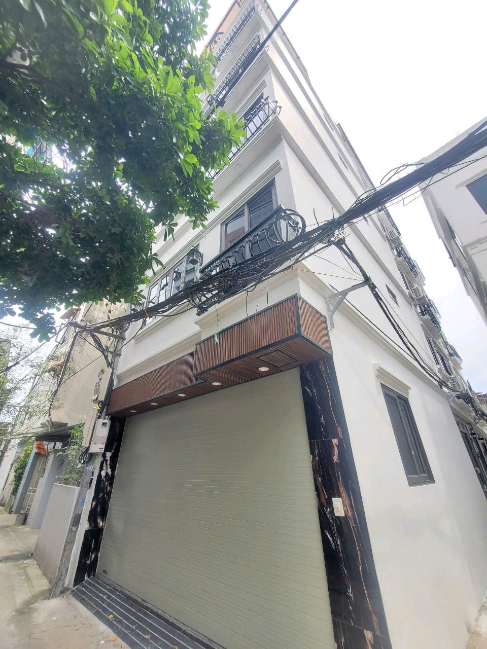 Bán nhà Ngô Gia Tự, Việt Hưng 6 Tầng, 45m², Ô Tô Vào Nhà - Giá 8.8 Tỷ