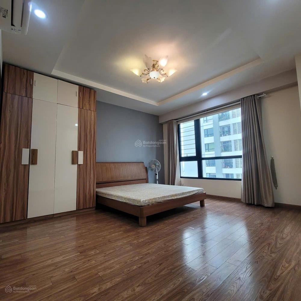 Chính chủ bán căn hộ Times City T7 - 2PN, View đẹp, Full đồ nội thất