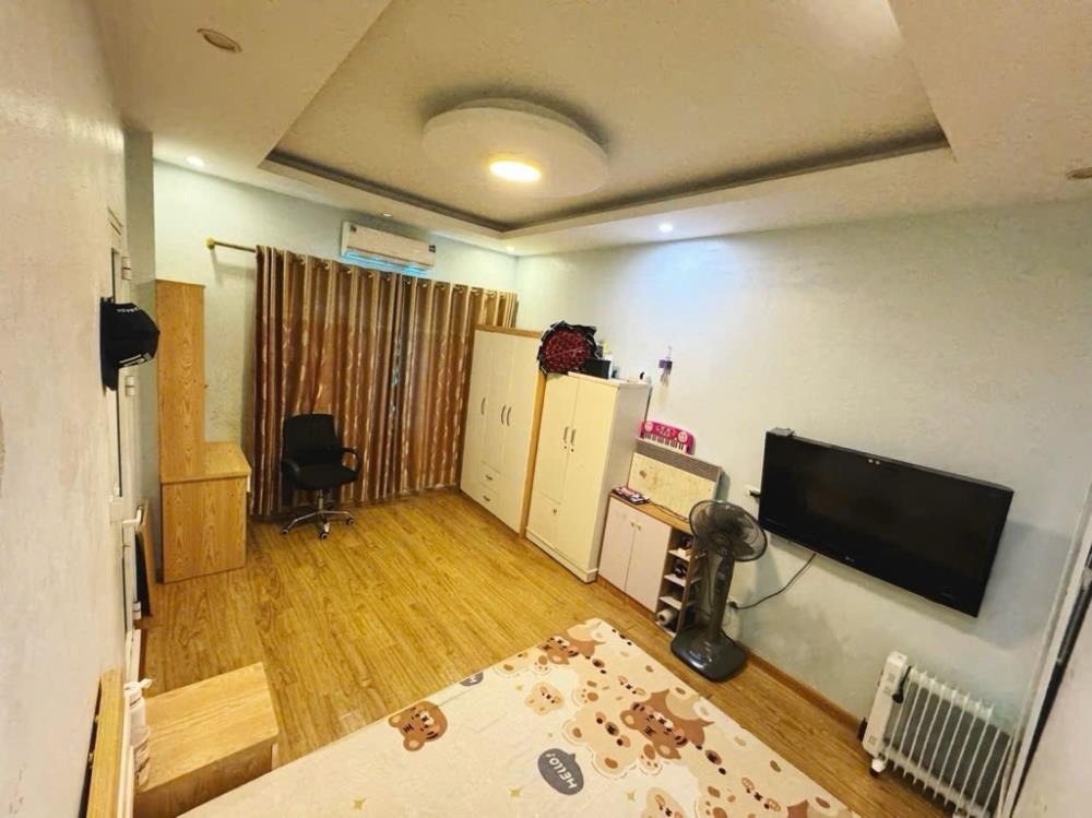 Nhà Đông Ngạc - Gần Chợ Kẻ Vẽ - Giá 6 Tỷ - 40m² - Ô Tô Đỗ Gần