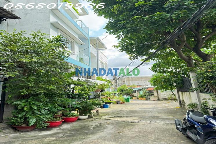 Bán nhà khu phố ẩm thực Man Thiện -4.7 tỷ- 63M2 - 2 Tầng Hoàn Công Đủ