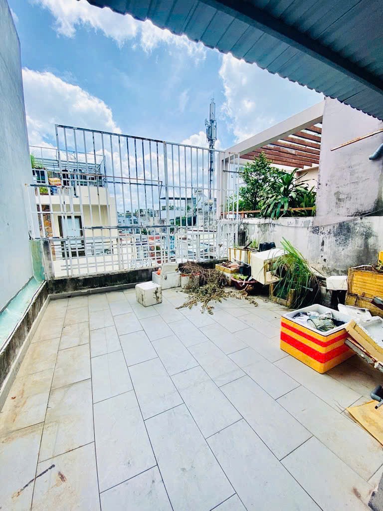 Bán nhà Gò Vấp 50m2, 3 tầng, 5 tỷ - Vị trí đẹp, gần Lottemart
