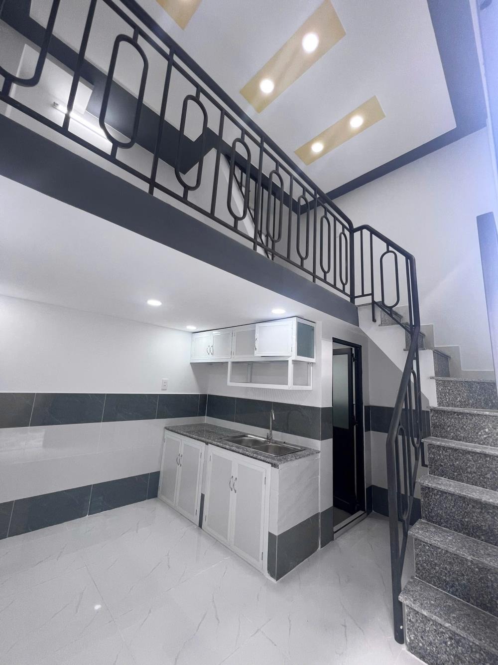 Nhà Mặt Tiền Vị Trí Đẹp, Giá Chỉ 450tr - Chính Chủ Cần Bán