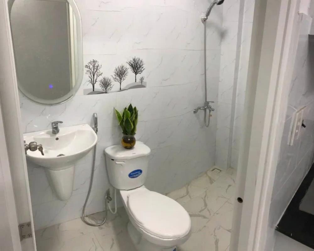 Nhà Đẹp Lũy Bán Bích: 82m2, Ngang 4.8m, Giá 8.7 Tỷ - Thương Lượng