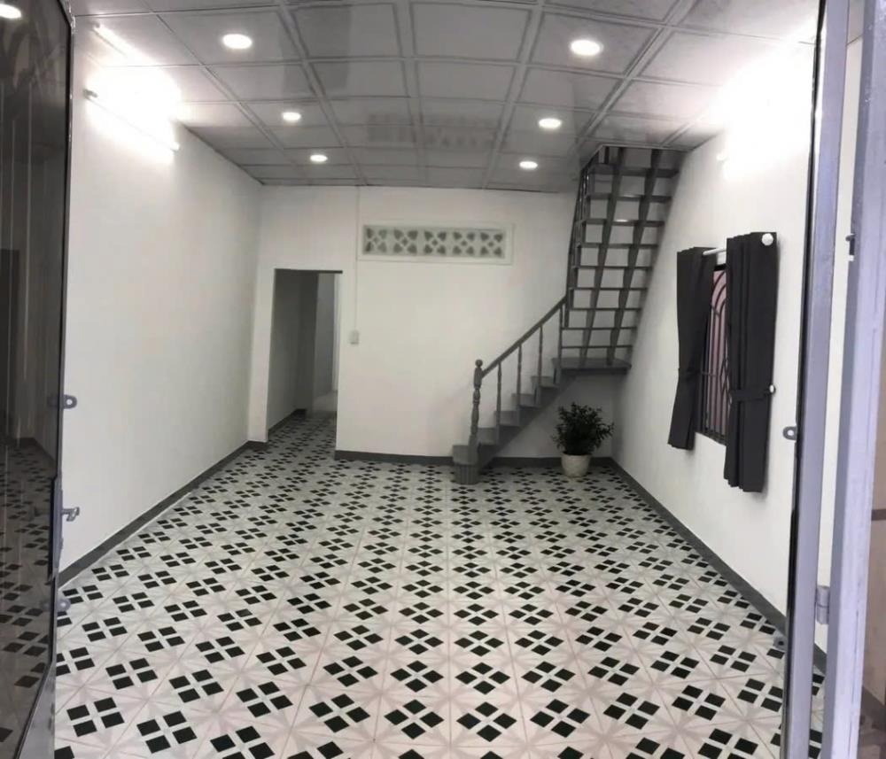 Nhà Đẹp Lũy Bán Bích: 82m2, Ngang 4.8m, Giá 8.7 Tỷ - Thương Lượng