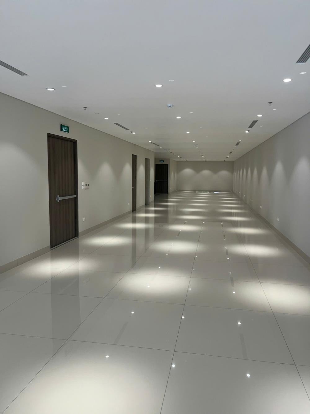 Cho Thuê Mặt Bằng Kinh Doanh 400m2 - 25 Phố Huế, Hà Nội - Giá Tốt