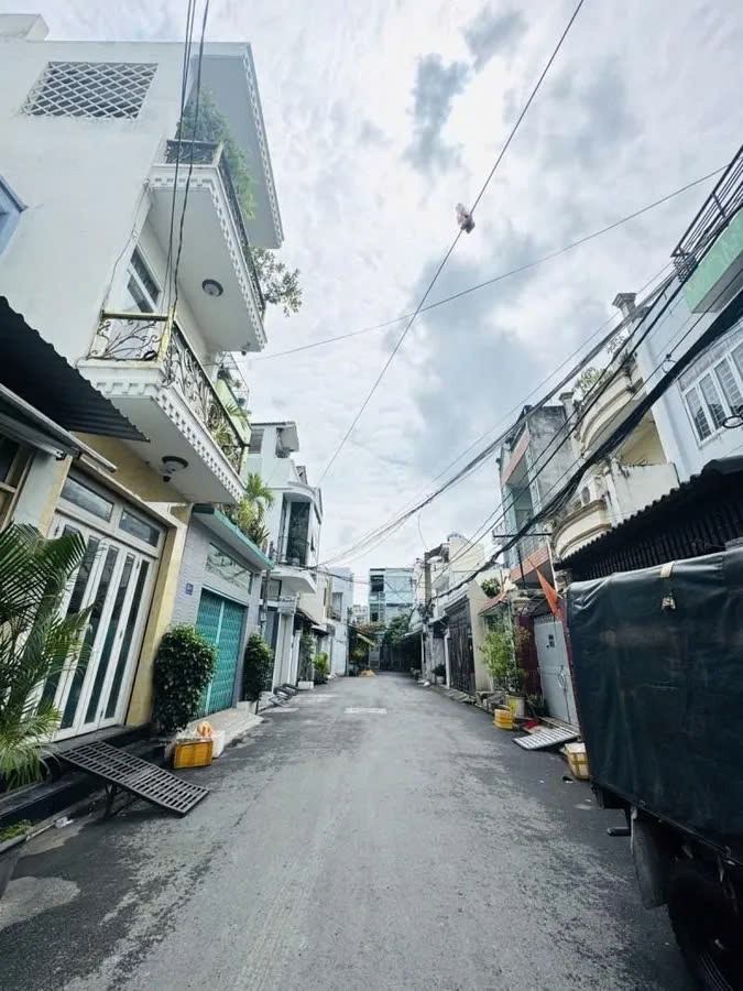Nhà phố 4 tầng, 80m2, Tân Phú - Thiết kế hiện đại, full nội thất - 0914 648 319