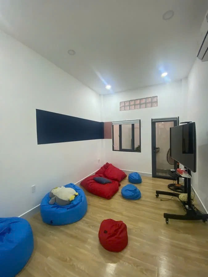 Nhà Mới Đẹp, Hẻm Xe Tải Nguyễn Thế Truyện, 59m2 - Giá 6.6 Tỷ (TL)