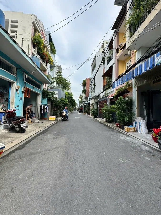 Nhà Mới Đẹp, Hẻm Xe Tải Nguyễn Thế Truyện, 59m2 - Giá 6.6 Tỷ (TL)