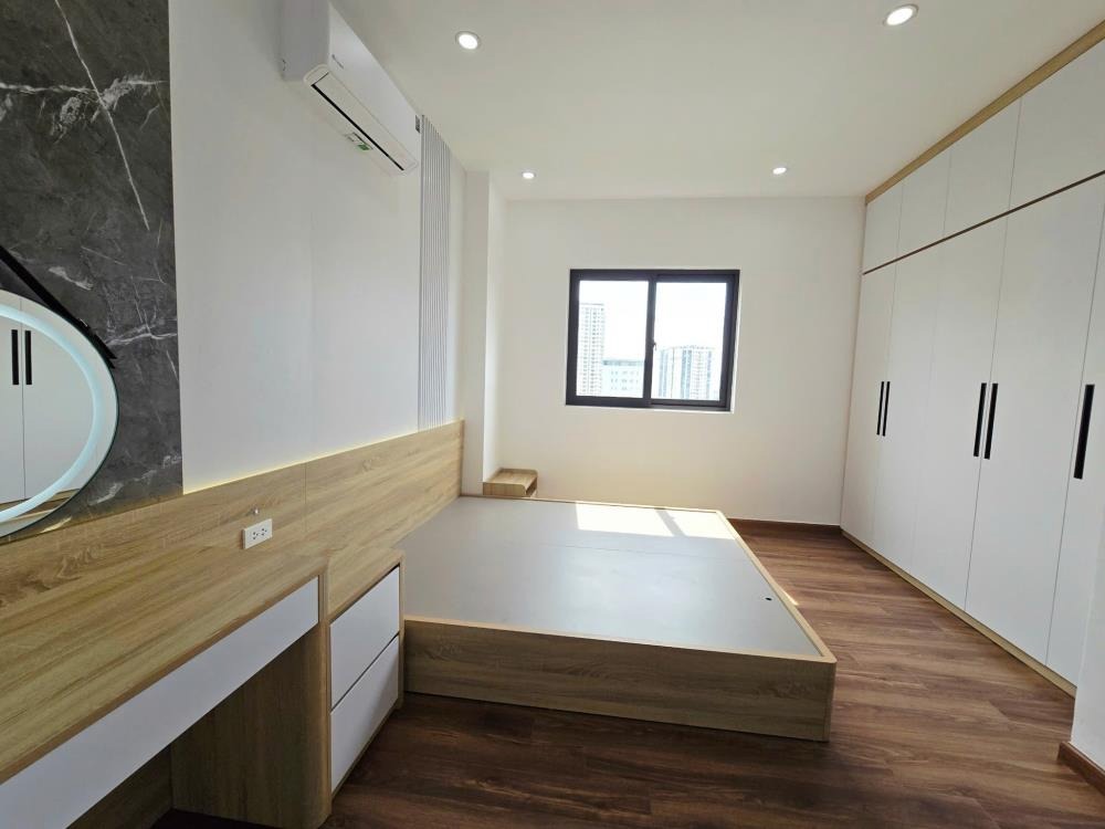 Chung Cư Mặt Phố Nguyễn Cơ Thạch 106m² 3PN Full Nội Thất - 6.65 Tỷ