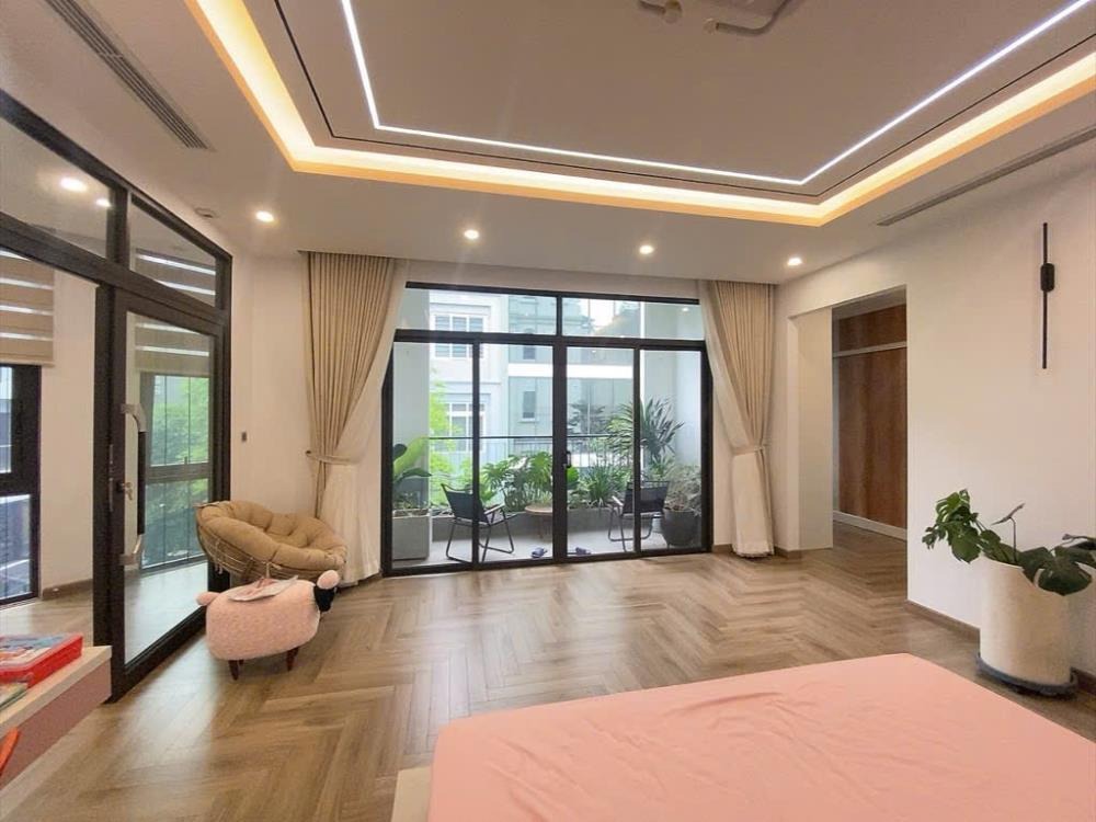Biệt Thự Lô Góc Mậu Lương Hà Đông: 7 Tầng Thang Máy, Kinh Doanh Đỉnh Cao