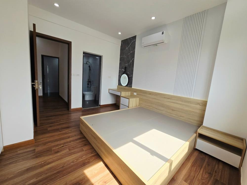 Chung Cư Mặt Phố Nguyễn Cơ Thạch 106m² 3PN Full Nội Thất - 6.65 Tỷ