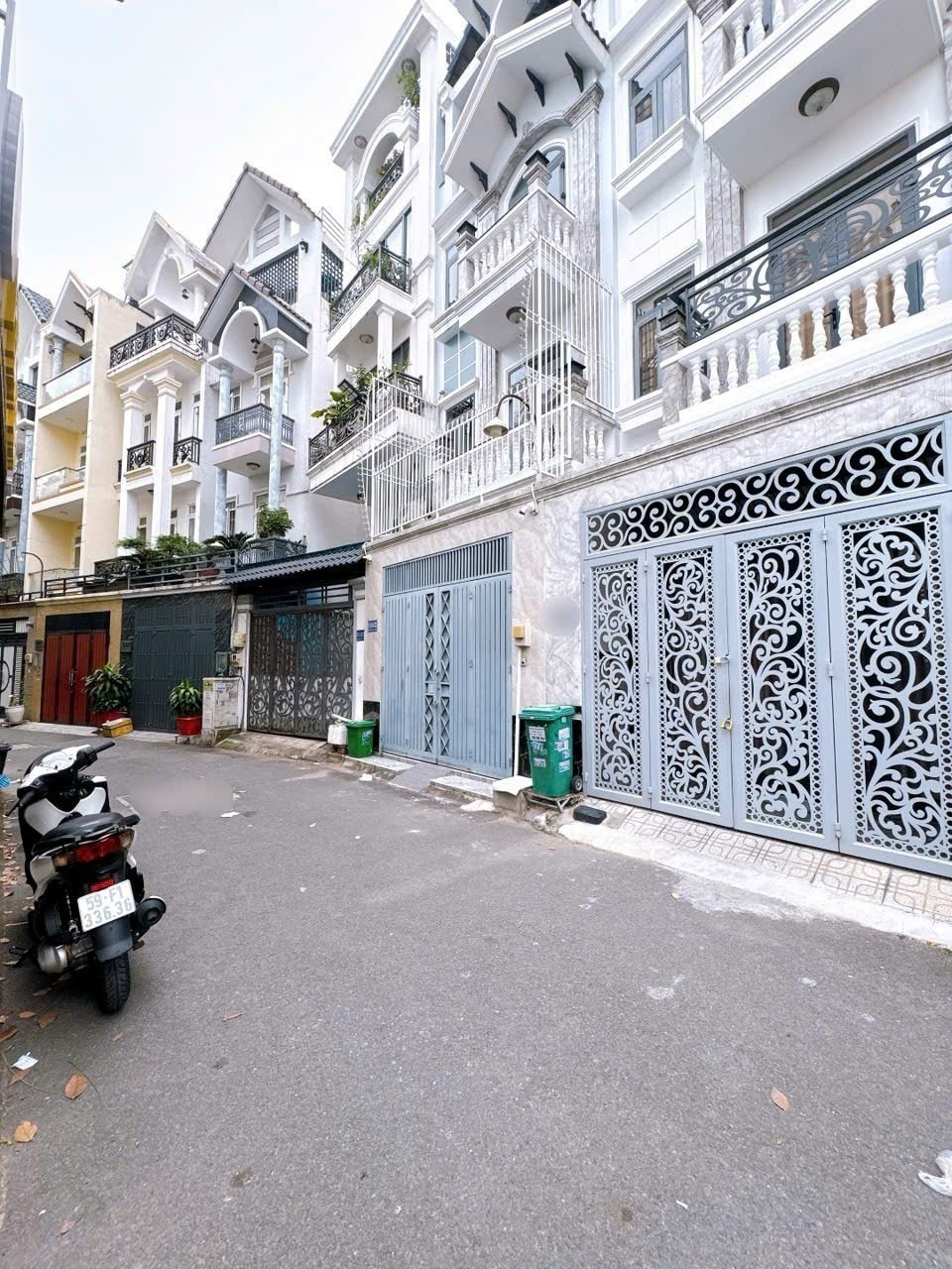 Nhà đẹp 4 tầng, khu đồng bộ, Gò Vấp - 7.2 tỷ