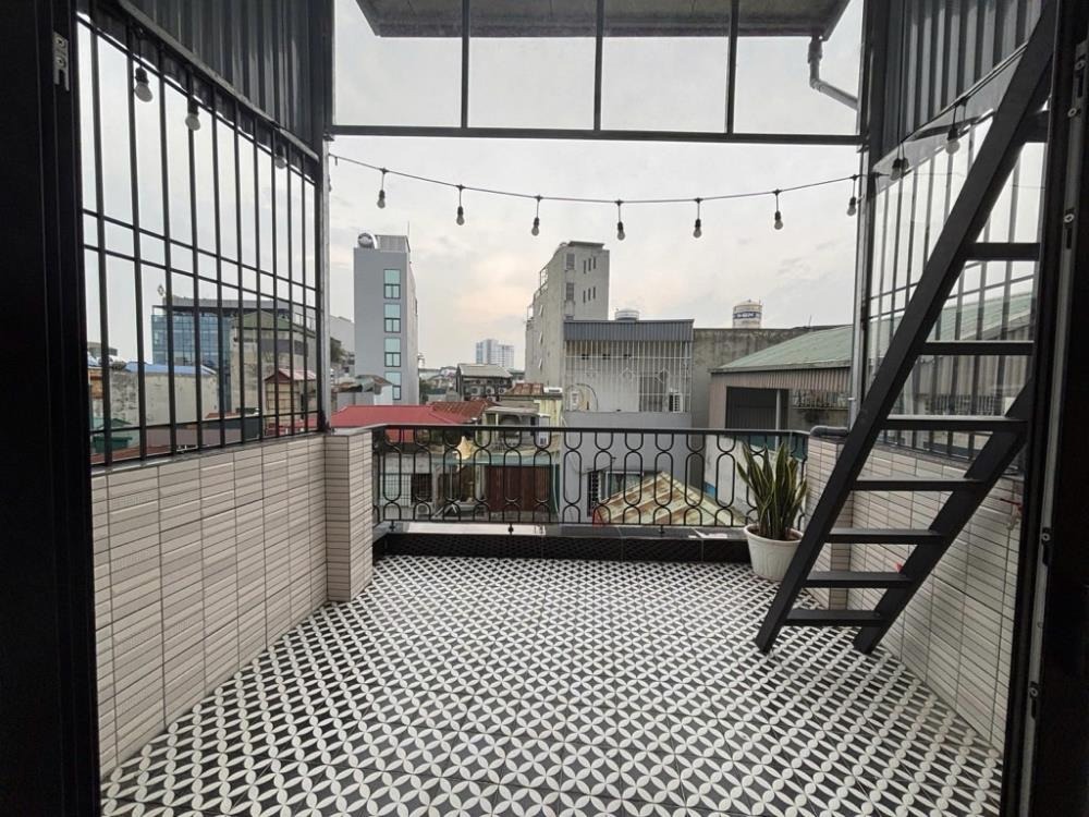Bán Nhà Khâm Thiên, Đống Đa - 7 Tầng, Thang Máy, 37m2 - Giá 13.4 Tỷ