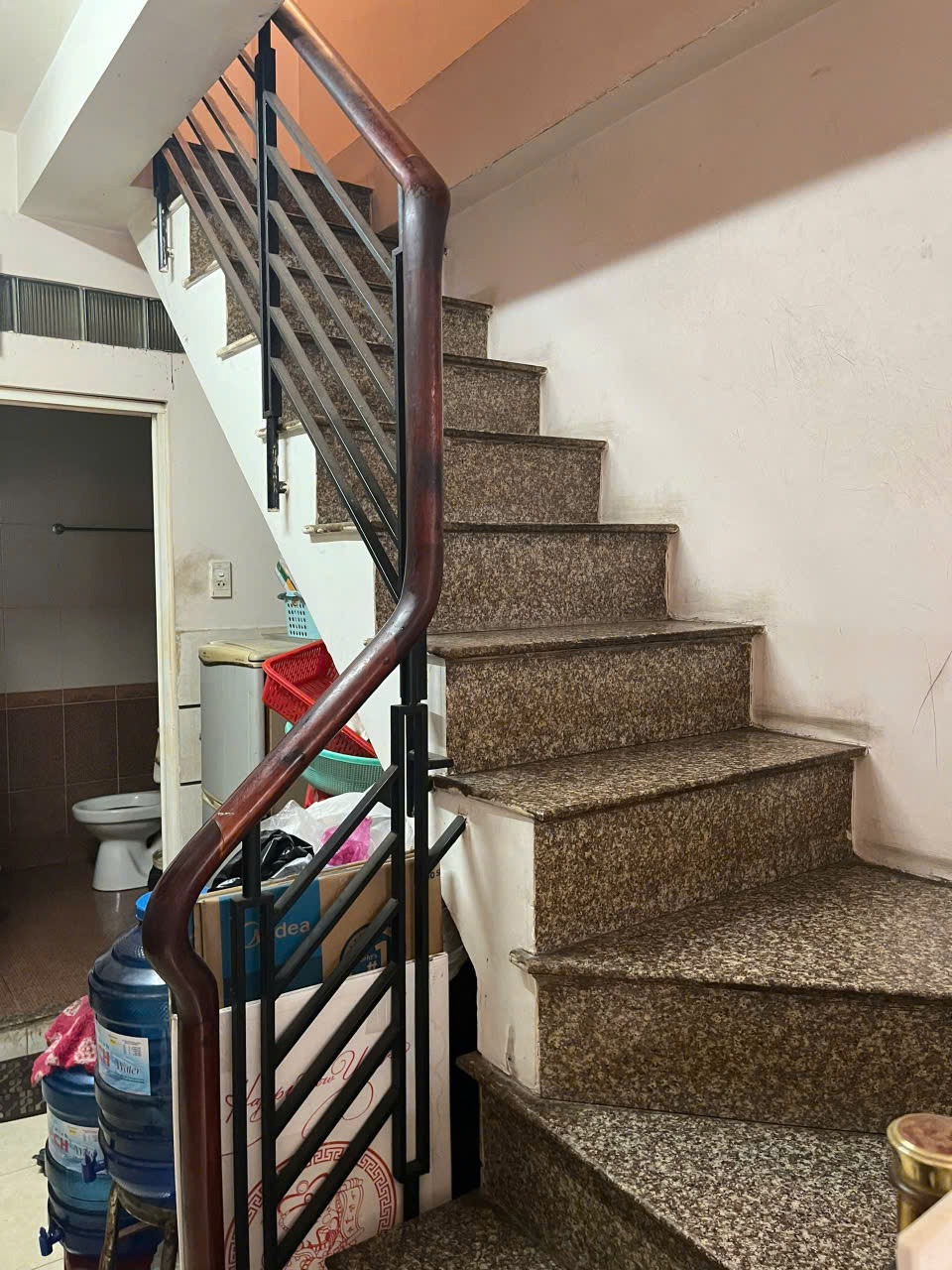 Bán Nhà Phố 5 Tầng BTCT Nguyễn Thiện Thuật - 7.3 Tỷ - Vị Trí Đẹp
