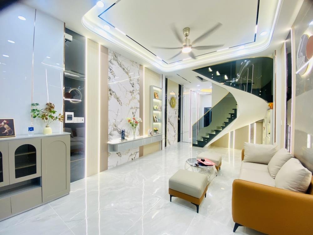 Nhà đẹp Gò Vấp - 3PN, 60m2, Giá 6.2 tỷ - Pháp lý đầy đủ