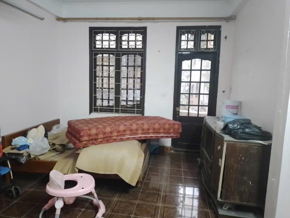 Bán Nhà Phố Quận Đống Đa - 58m2, 4 Tầng, Vỉa Hè, Kinh Doanh - Giá Tốt
