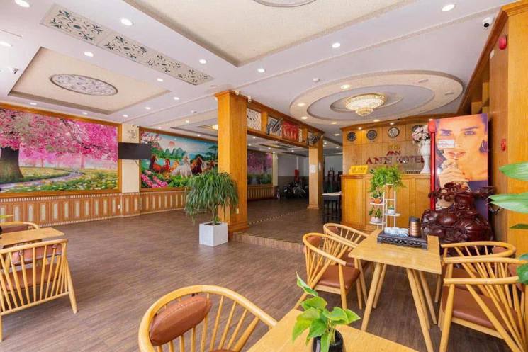 Bán nhà đường Trương Công Định, P.7, Vũng Tàu. Hẻm rộng 5m 2 oto tránh nhau