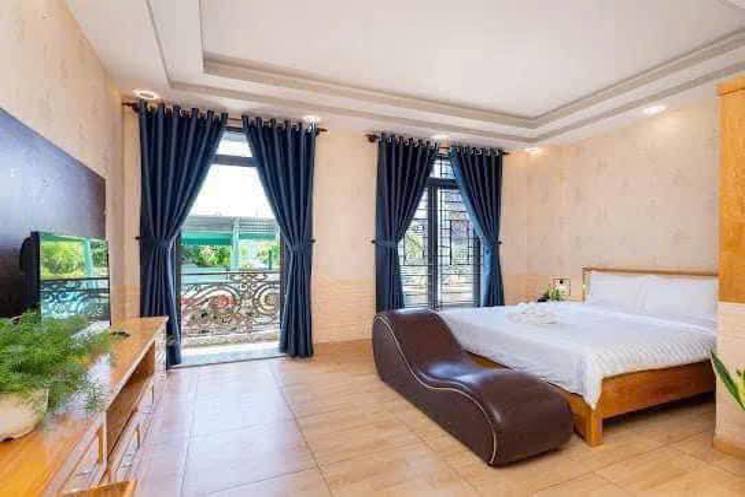 Bán nhà đường Trương Công Định, P.7, Vũng Tàu. Hẻm rộng 5m 2 oto tránh nhau