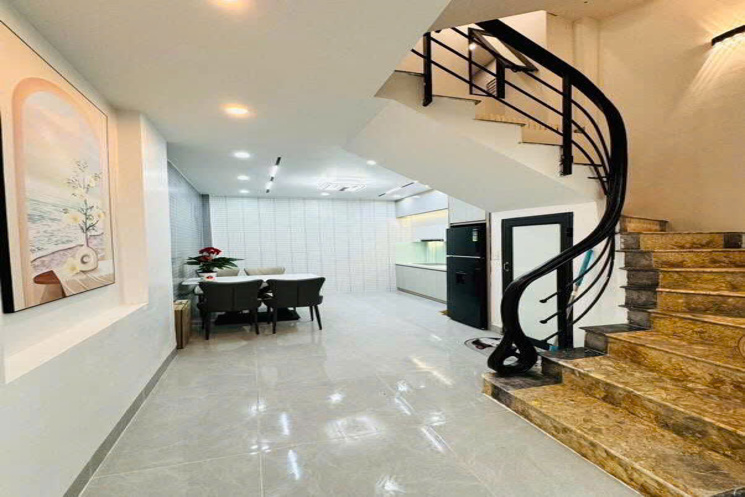 BÁN NHÀ ĐƯỜNG NGỌC HỒI - Ô TÔ TRÁNH - 37M CHỈ 3,5 TỶ