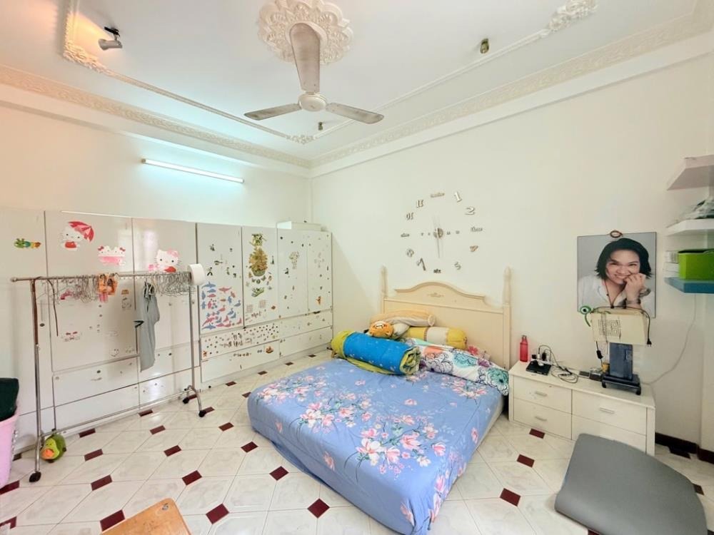 Bán nhà Tân Bình 3 Tầng 104m2 - Giá 10.6 Tỷ - Vị Trí Đắc Địa