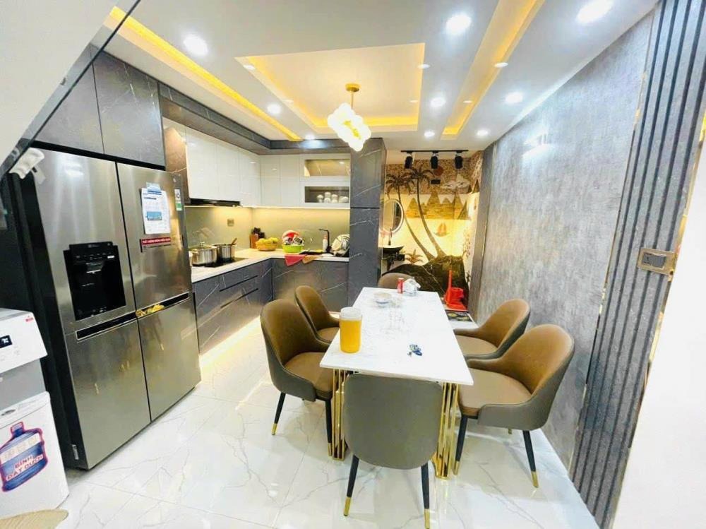 Xe Hơi Vào Nhà: Bán Nhà Đẹp 4 Tầng, Nguyễn Đình Chiểu, 11 Tỷ
