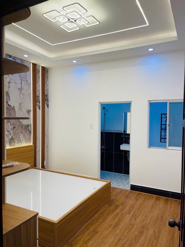 Nhà 3 Tầng Kiên Cố, Hẻm Ô Tô 7m - Bình Trị Đông, Bình Tân - 56m2 (4x14) - Chỉ 5.5 Tỷ