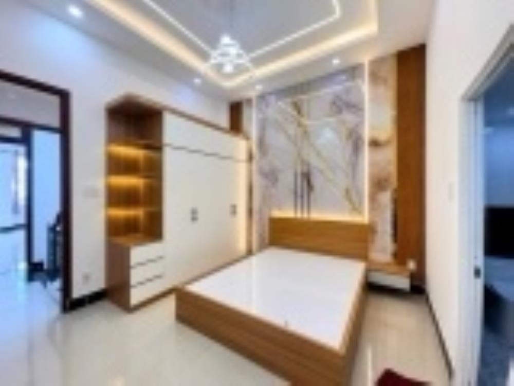 Nhà 3 Tầng Kiên Cố, Hẻm Ô Tô 7m - Bình Trị Đông, Bình Tân - 56m2 (4x14) - Chỉ 5.5 Tỷ