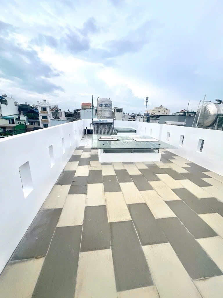 Nhà 3 Tầng Kiên Cố, Hẻm Ô Tô 7m - Bình Trị Đông, Bình Tân - 56m2 (4x14) - Chỉ 5.5 Tỷ