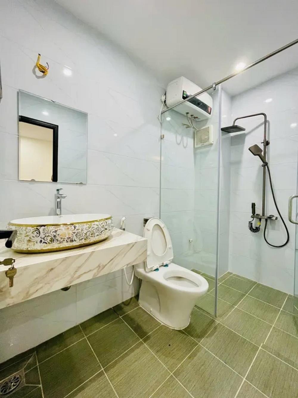 Bán nhà Hồ Tùng Mậu 6 tầng thang máy, ngõ thông, kinh doanh đỉnh cao