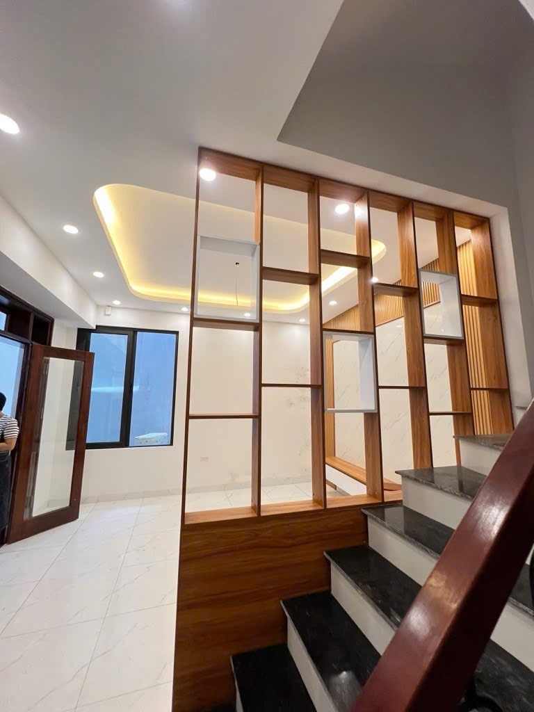 Bán nhà Xuân Đỉnh 35m², 5 tầng, Mặt tiền 6.7m - Vị trí đẹp, Pháp lý đầy đủ
